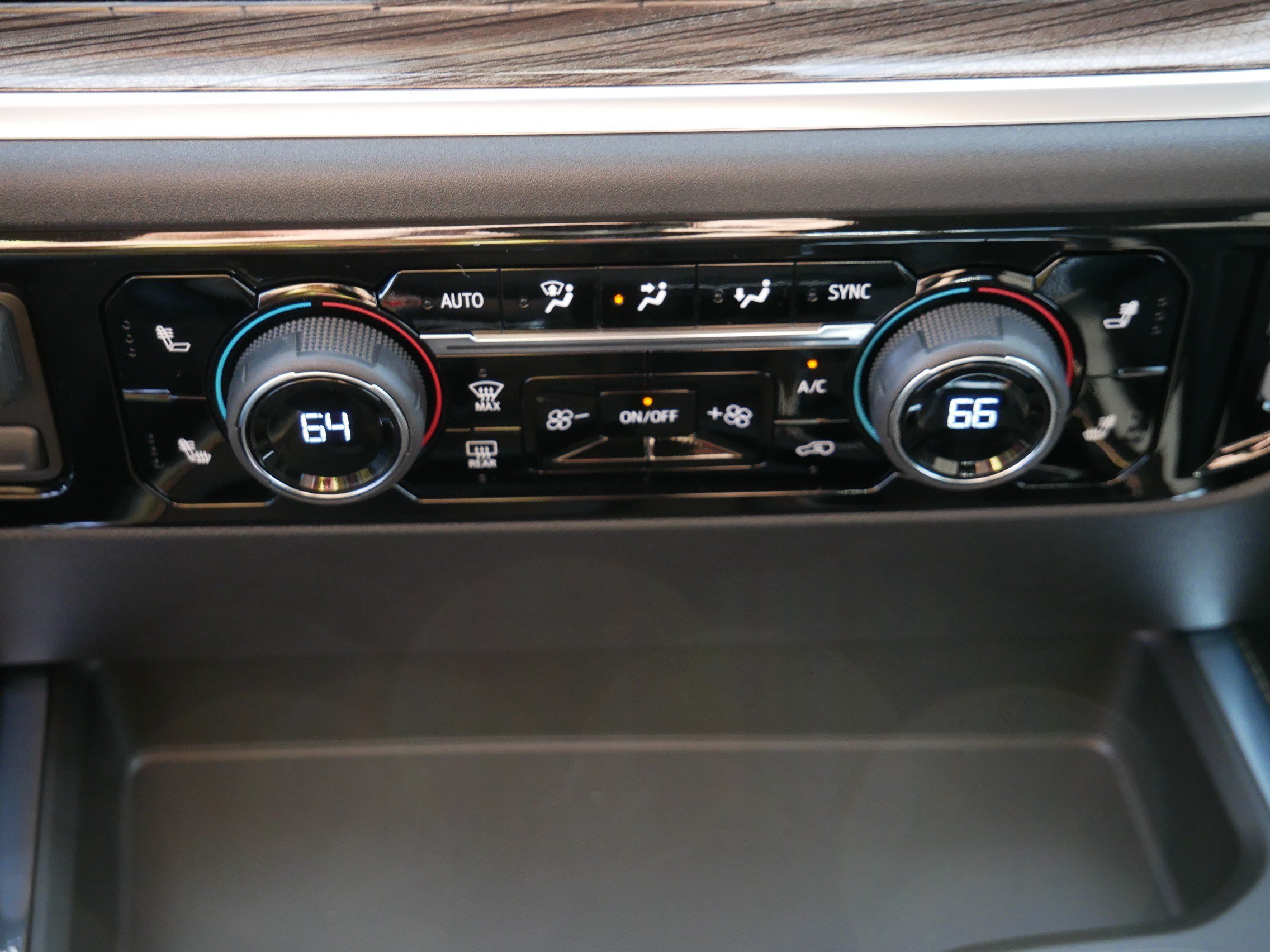 2026 Chevrolet Silverado 1500 RST - Photo 8