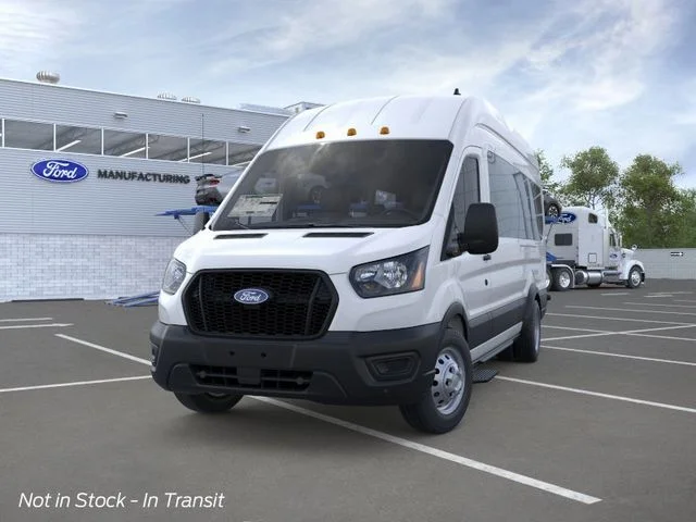 New 2026 Oxford White Ford XL image 2