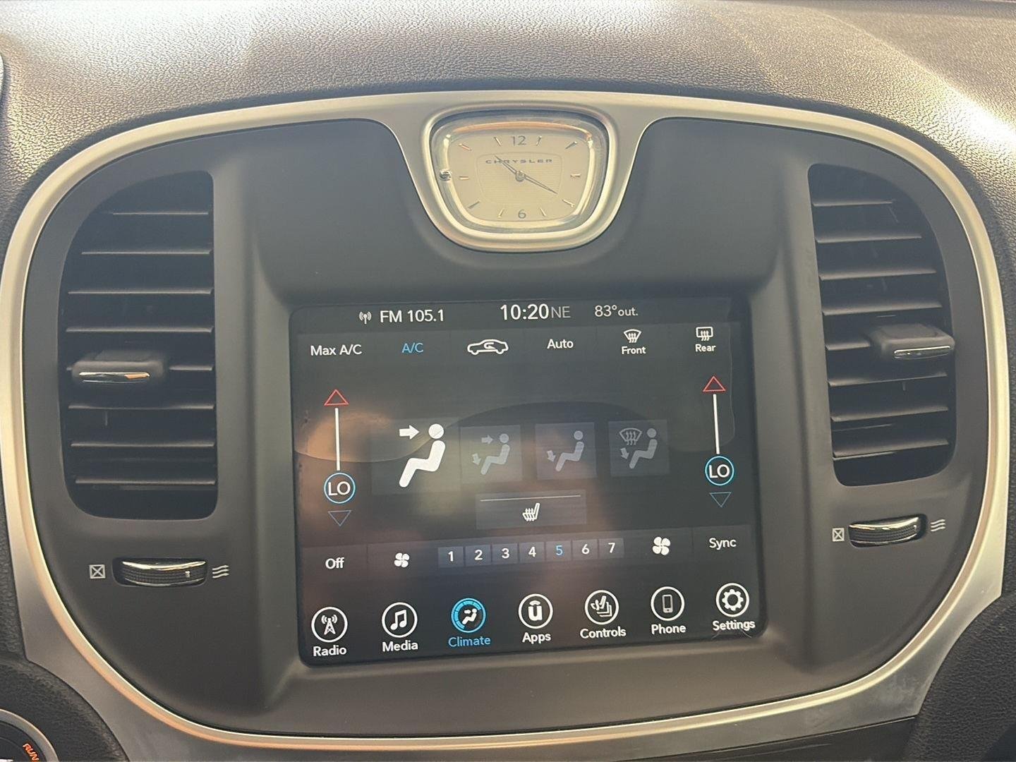 Used 2017 Jazz Blue Pearlcoat Chrysler Limited image 14