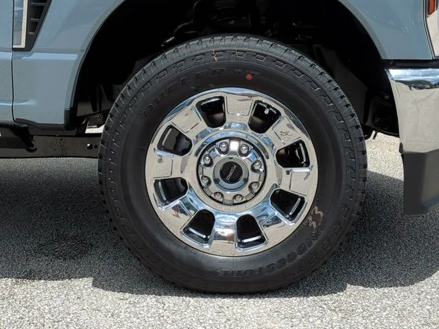 New 2026 Glacier Gray Metallic Tri-Coat Ford F-350® King Ranch® image 11