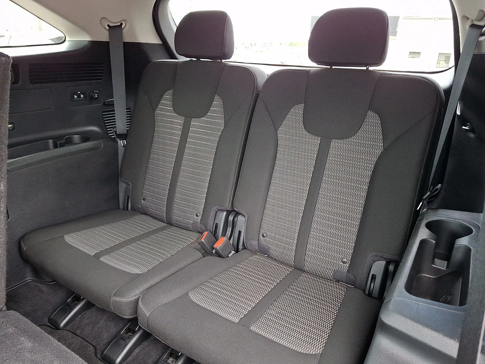 Used 2021 Silver Kia LX image 10
