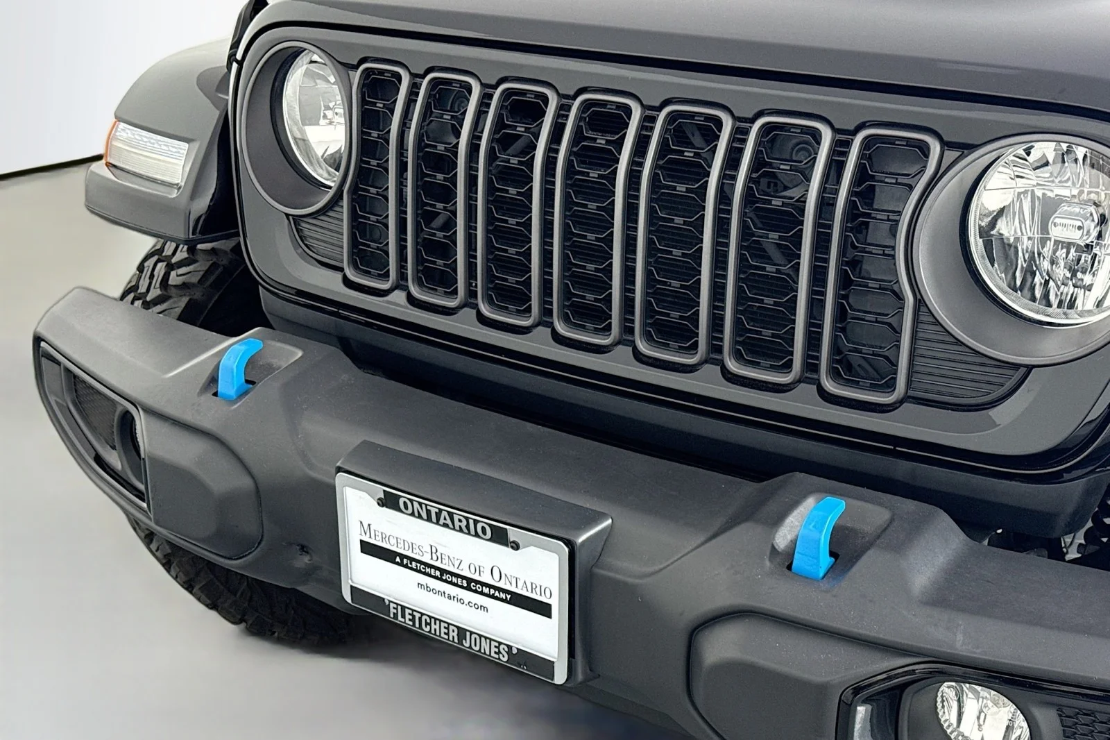 Used 2024 BLACK Jeep Sport S 4XE image 13