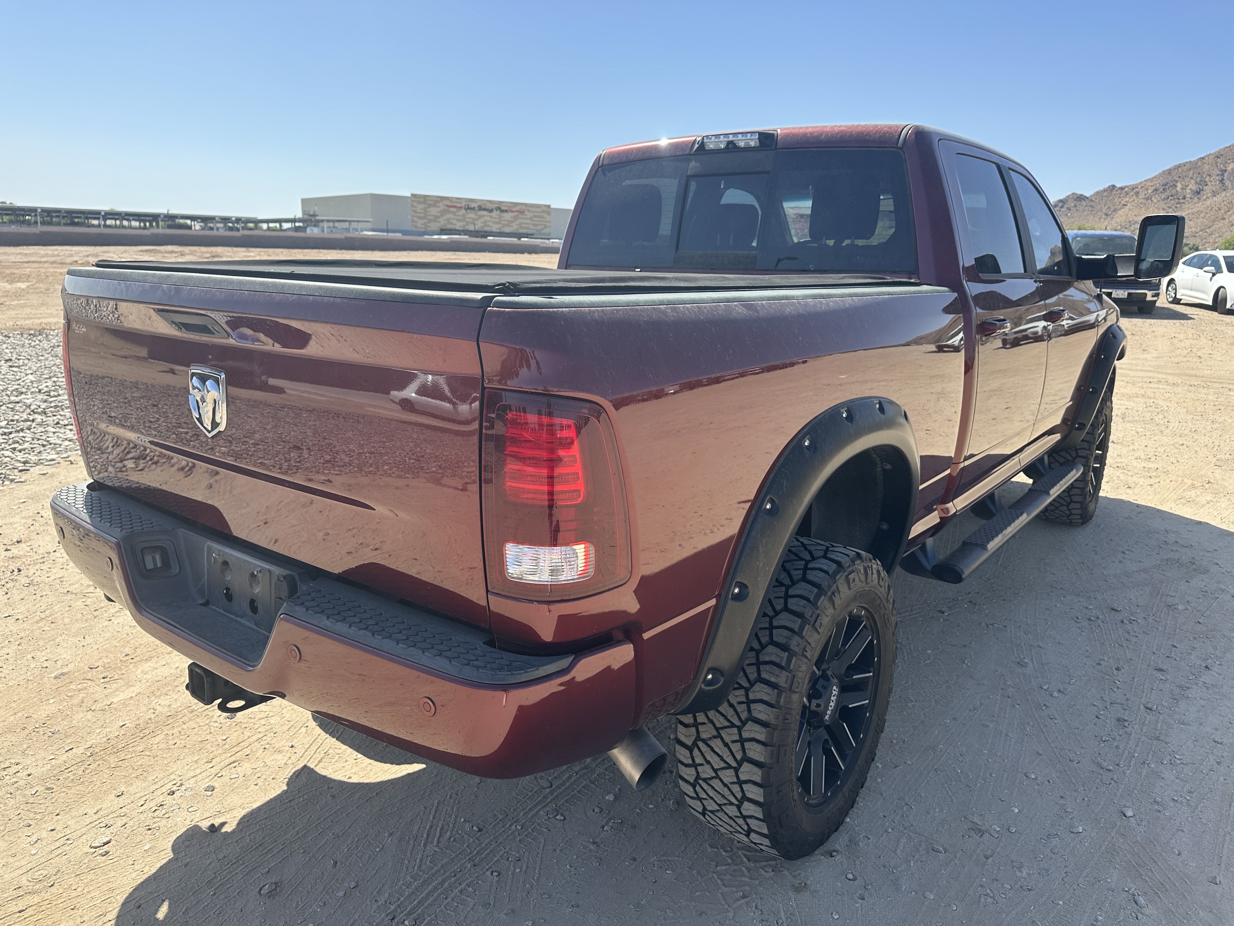 Used 2018 Delmonico Red Pearlcoat Ram Laramie image 5