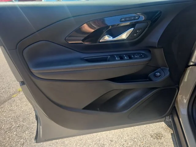 Used 2023 Desert Sand Metallic GMC AT4 image 11