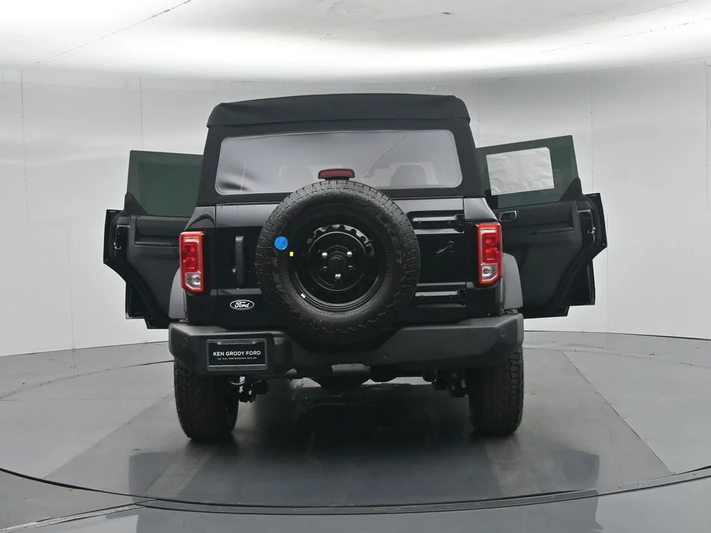New 2026 Shadow Black Ford Big Bend image 31