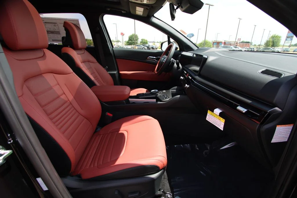 New 2026 Fusion Black Kia SX Prestige image 8