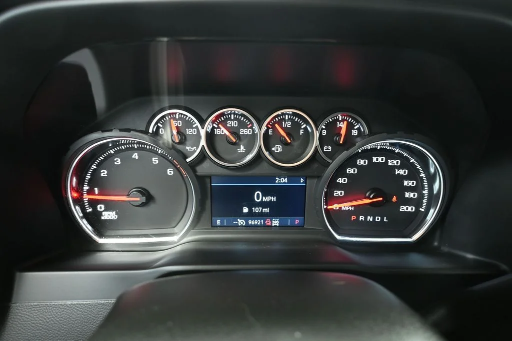 Used 2022  Chevrolet LT image 35