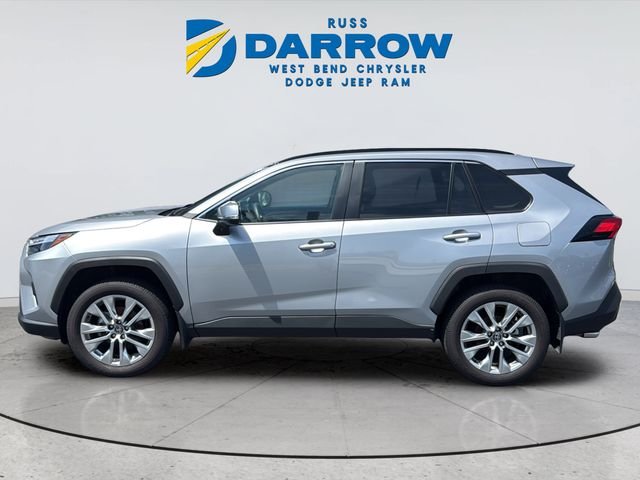 Used 2025 Silver Toyota XLE Premium image 2