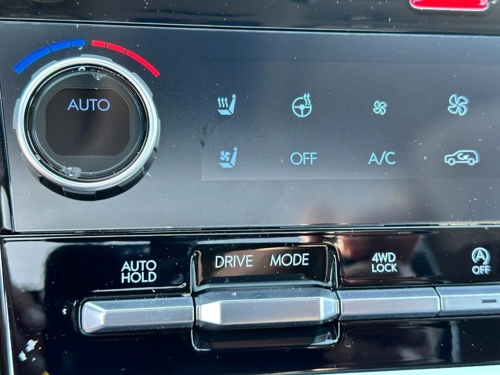 New 2026 White Hyundai Limited AWD image 32