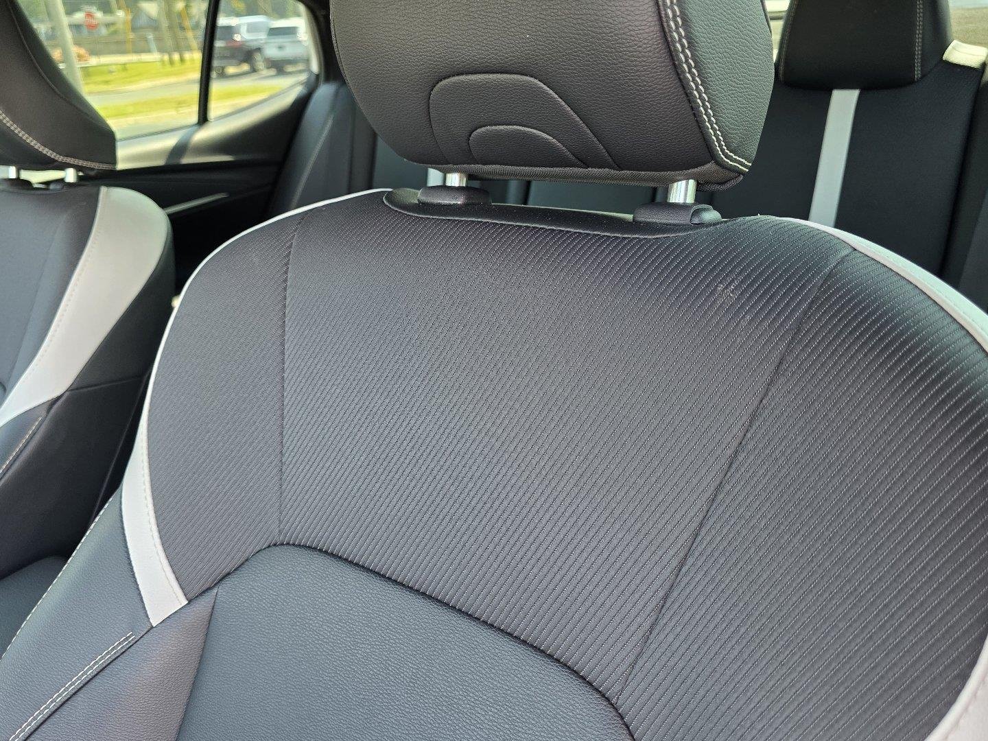 Used 2025 Ice Cap Toyota SE image 22