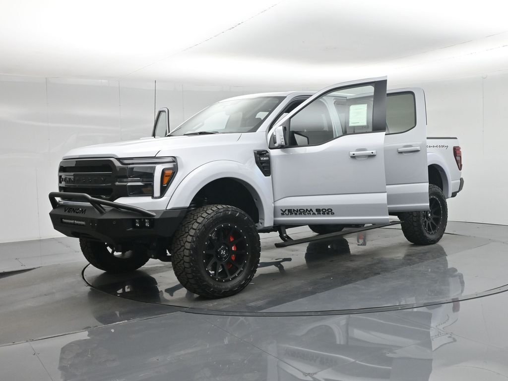 New 2025 Space White Metallic Ford Lariat image 33