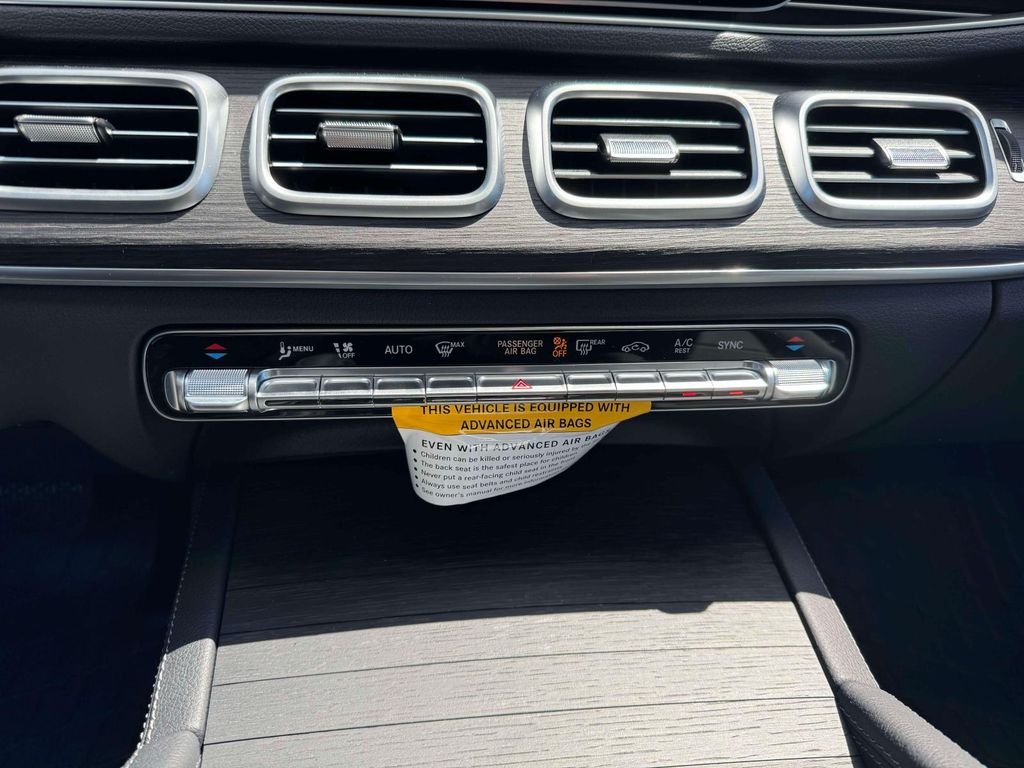 Used 2026 Selenite Grey Metallic Mercedes-Benz GLE 450 image 29