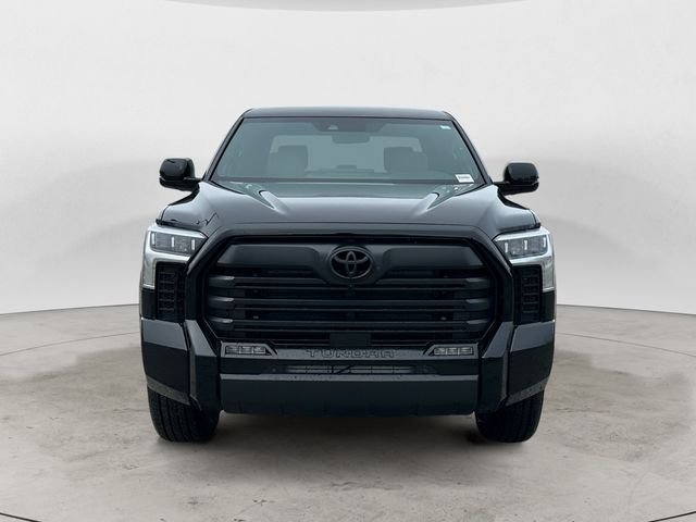 2026 Toyota Tundra Limited - Photo 8