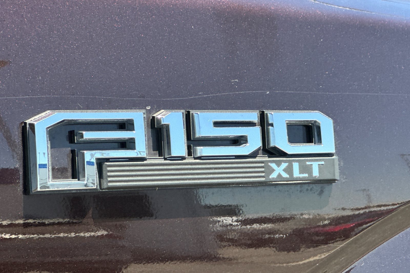 Used 2019 Maroon Ford  image 24