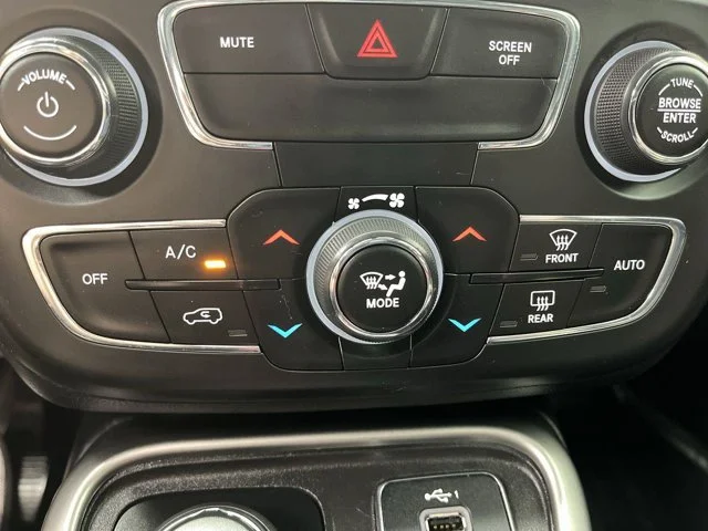 2020 Jeep Compass Latitude - Photo 19