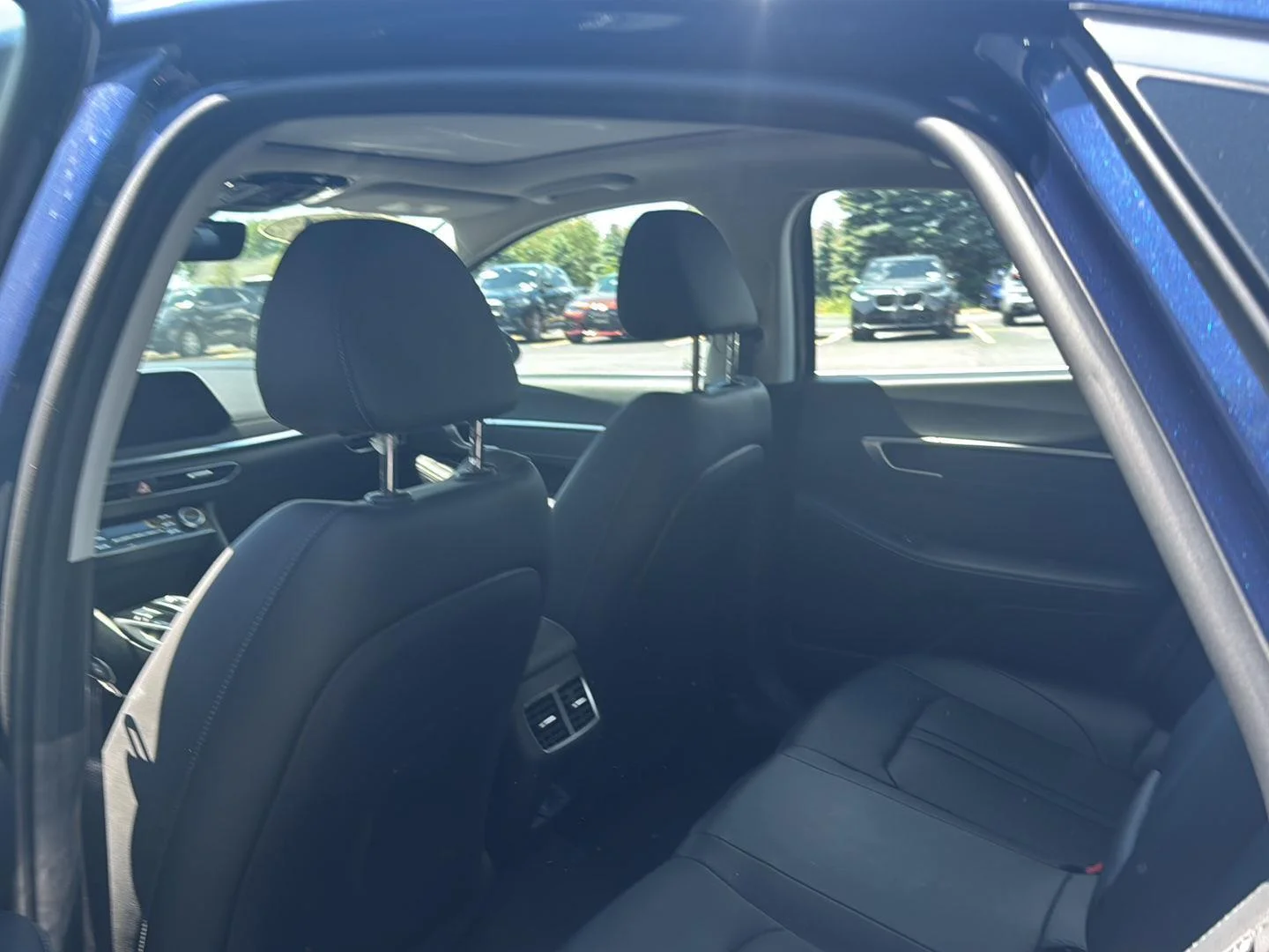 Used 2021 Stormy Sea Hyundai Limited image 10
