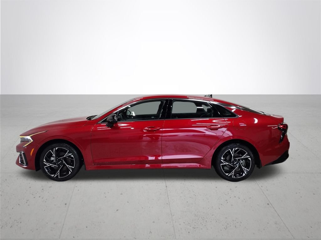 Used 2025 Red Kia GT-Line image 10