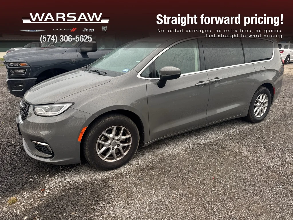 Used 2023 Ceramic Gray Clearcoat Chrysler Touring L image 1