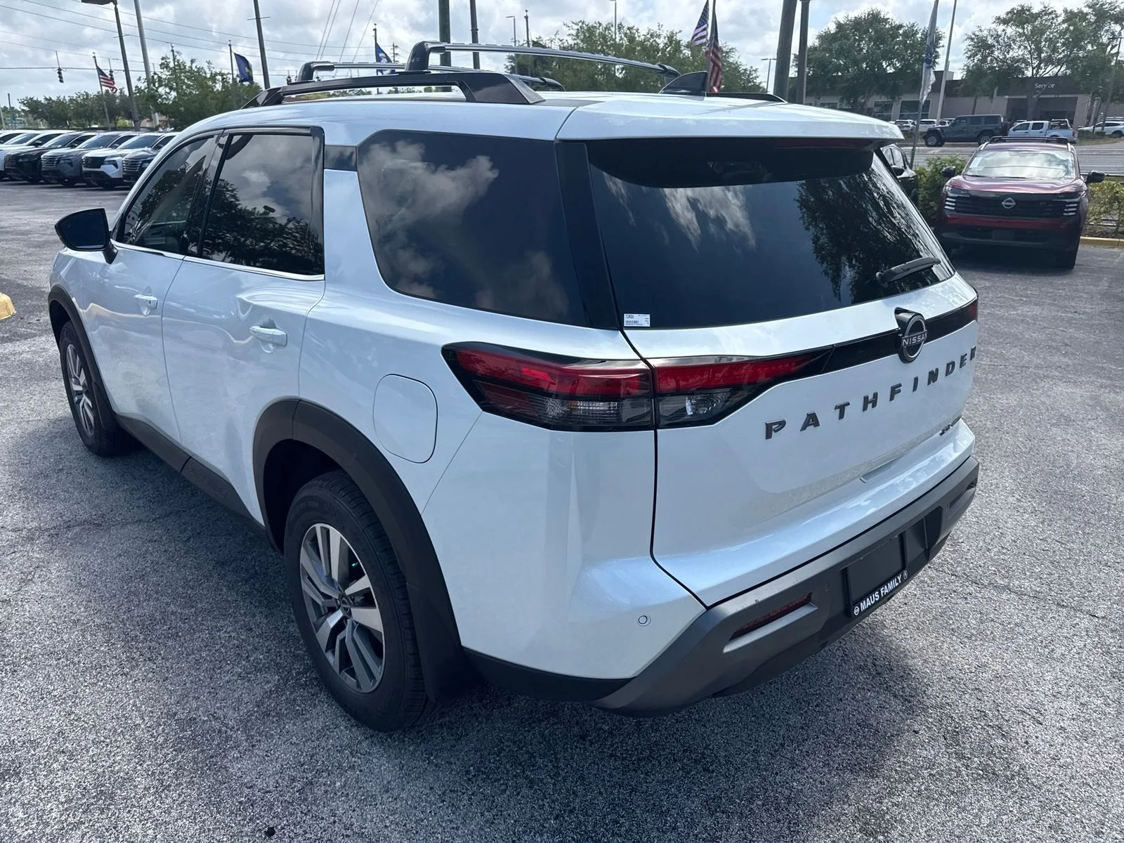 New 2026 Nissan Pathfinder SL 4D Sport Utility