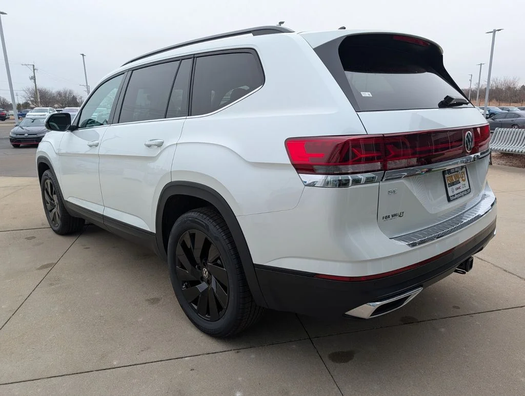 New 2026 White/off-white Volkswagen 2.0T SE w/Technology image 6