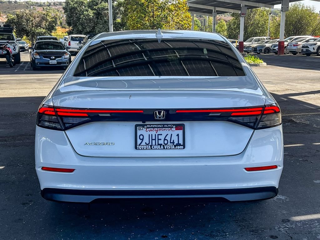 Used 2024 White Honda EX image 5