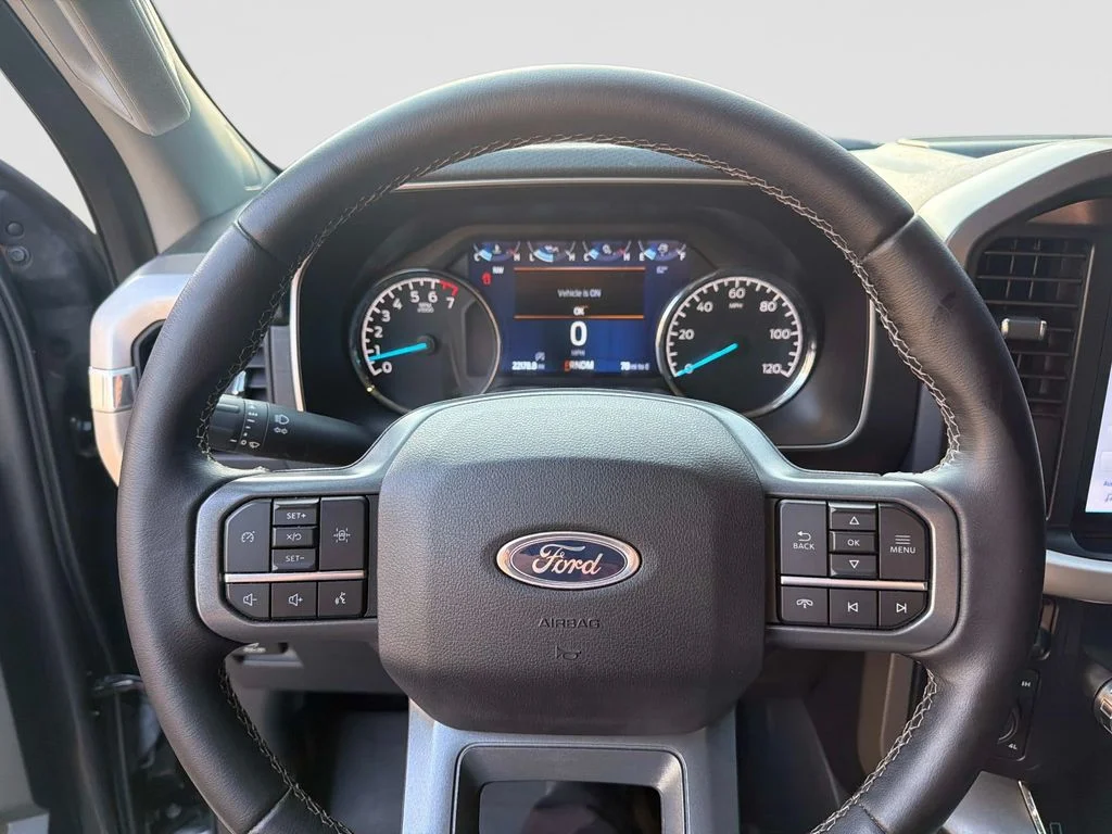 Used 2023 Blue Ford XLT image 27