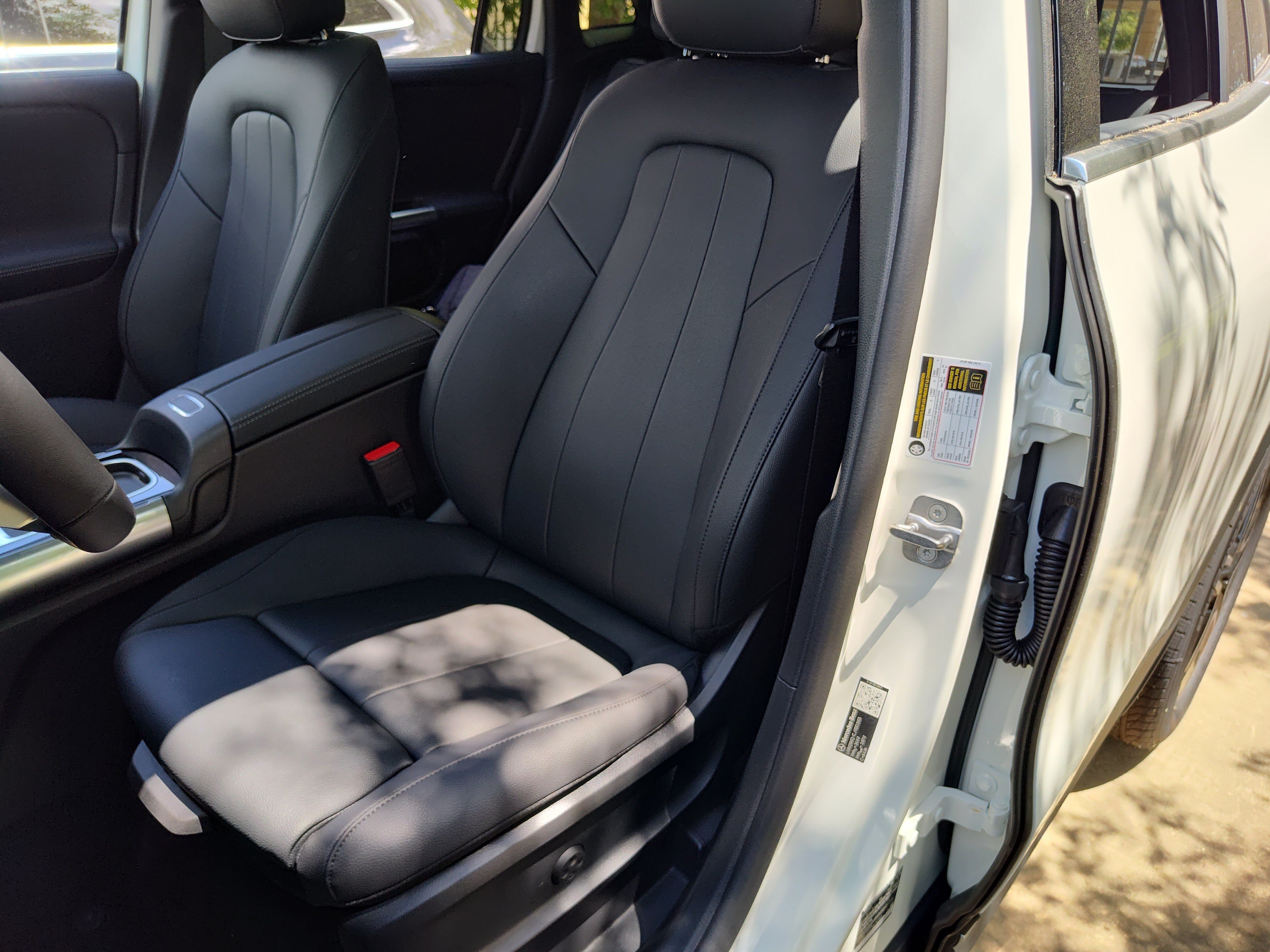 New 2026 Polar White Mercedes-Benz GLA 250 image 21