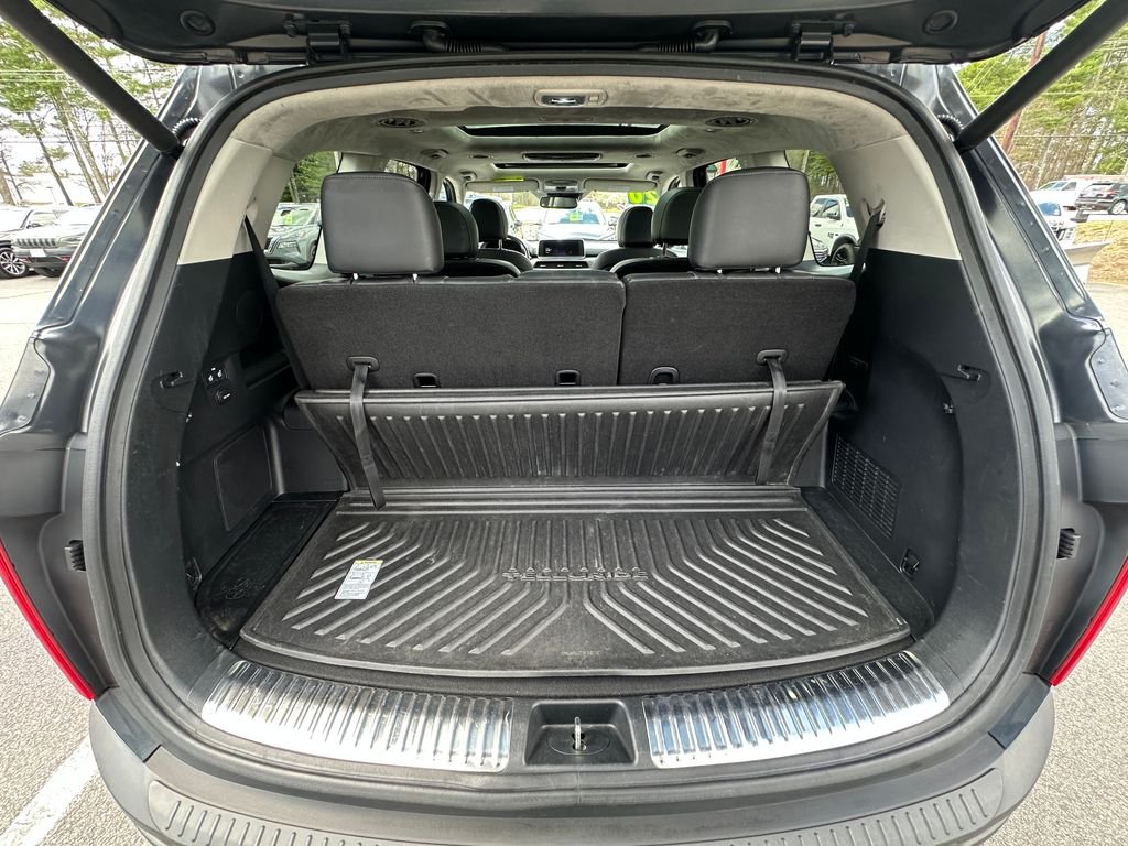 Used 2020 Gray Kia SX image 27