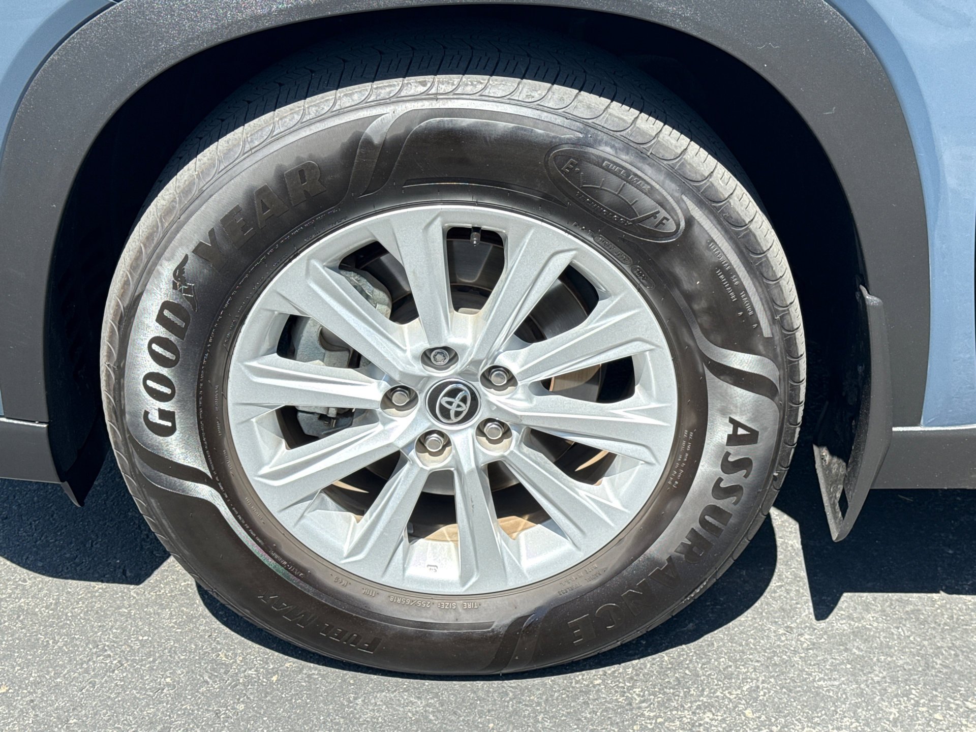 Certified Used 2024 Cloud Toyota XLE image 5
