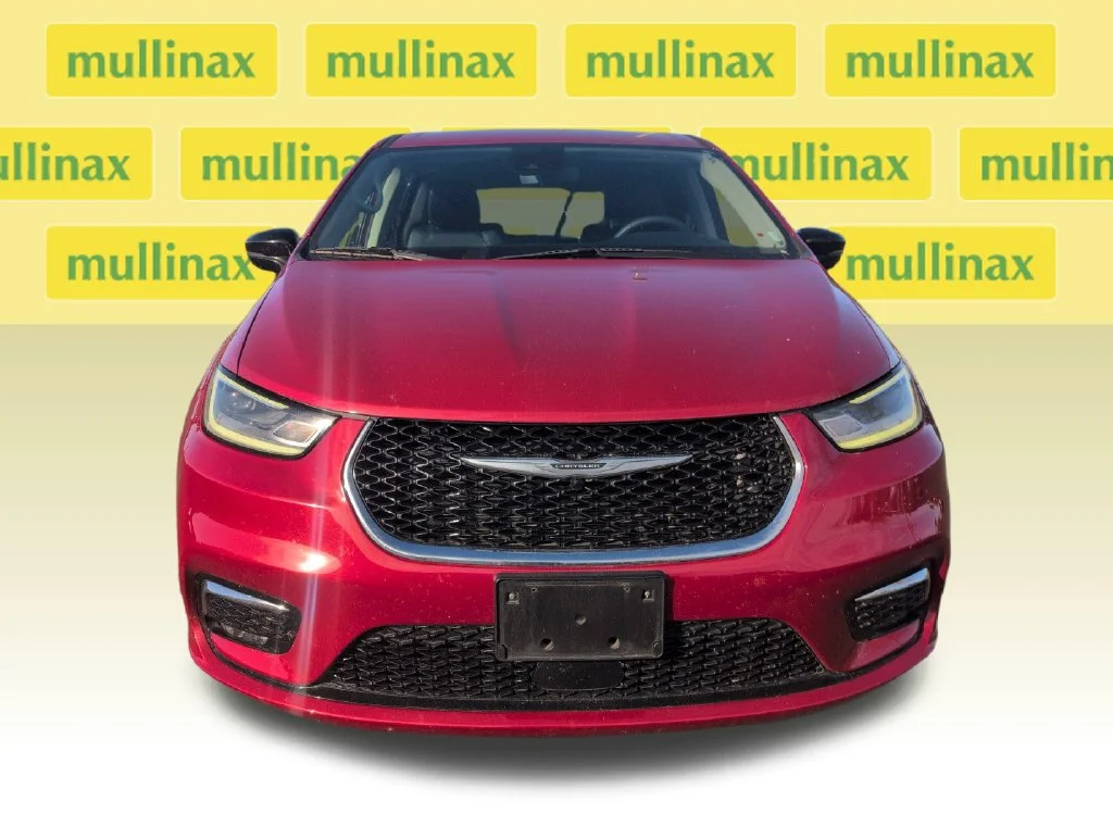 Certified Used 2024 Red Chrysler Touring L image 16