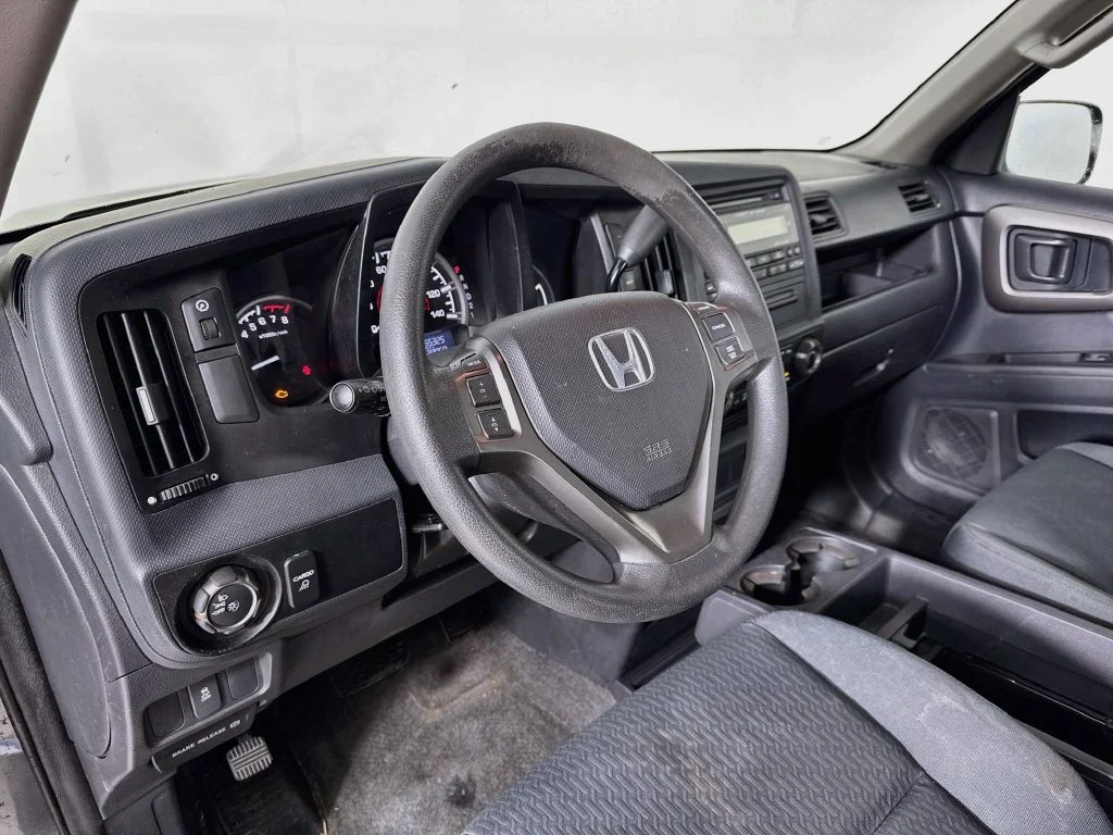 Used 2012 Polished Metal Metallic Honda RTS image 8