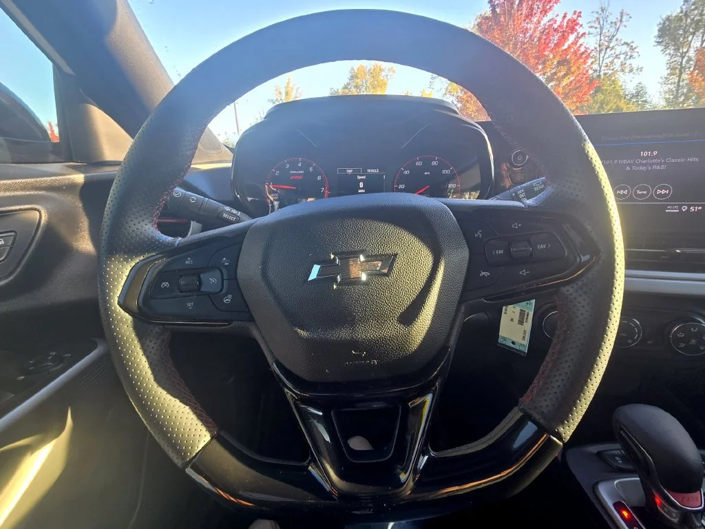 Used 2024 Summit White Chevrolet 1RS image 23