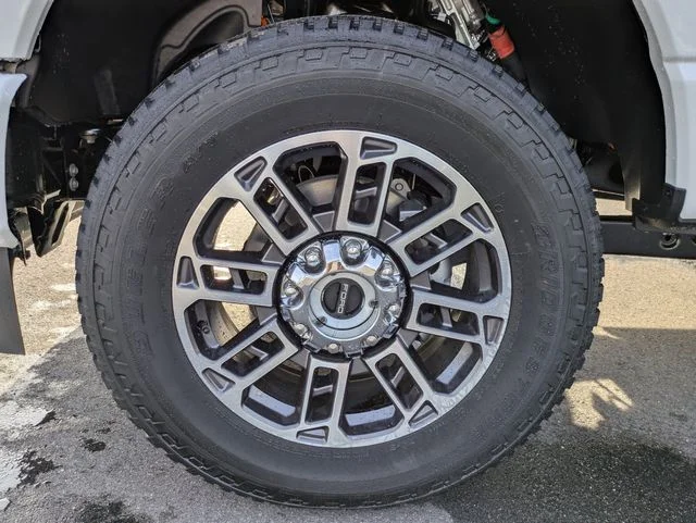 New 2026 Star White Metallic Tri-Coat Ford F-350® Platinum® image 11