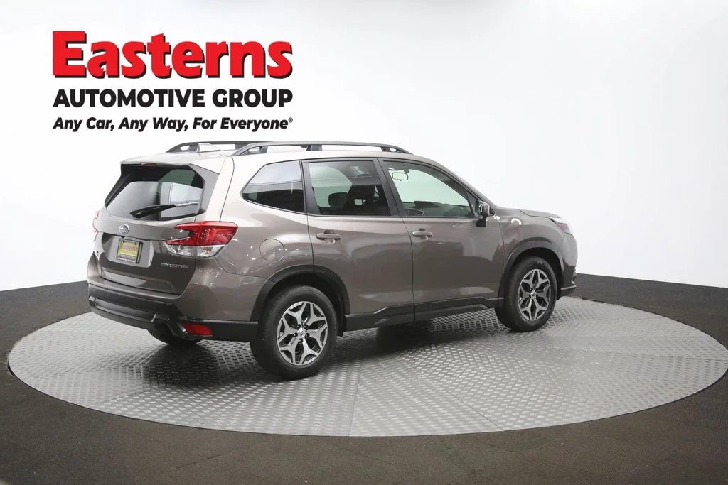 Used 2022 Brown Subaru Premium image 46
