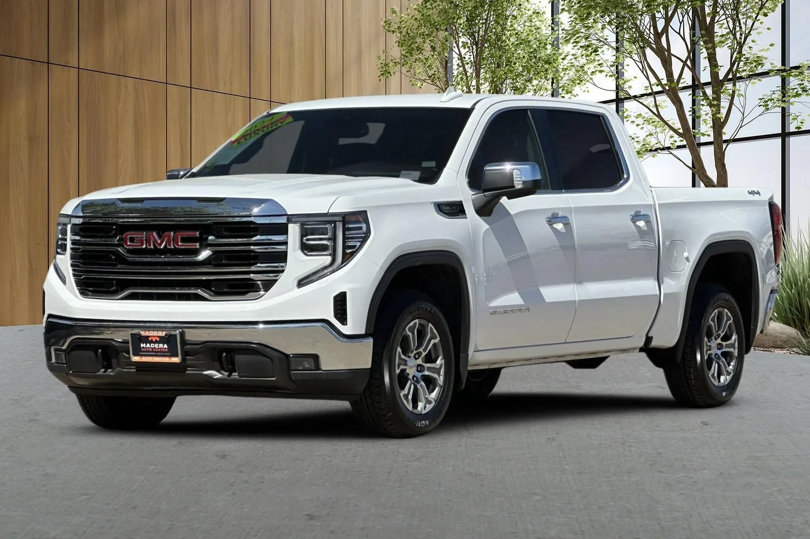 Used 2024 Summit White GMC SLT image 8