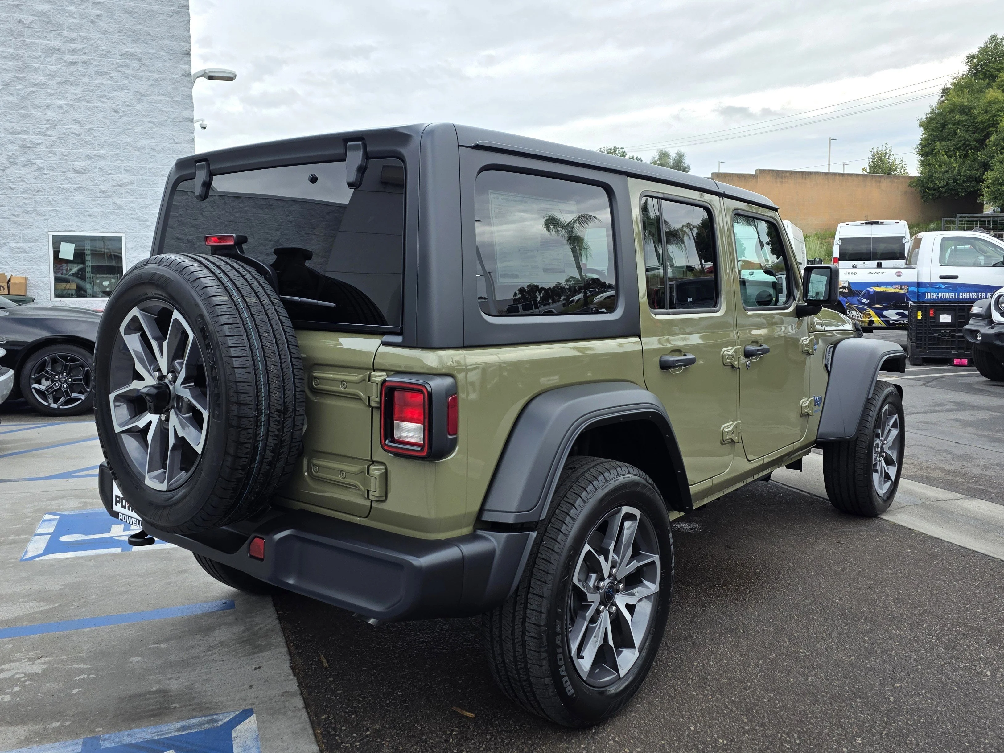 New 2025 41 Jeep Sport S 4xe image 5