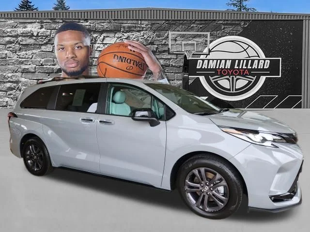 2026 Toyota Sienna XSE