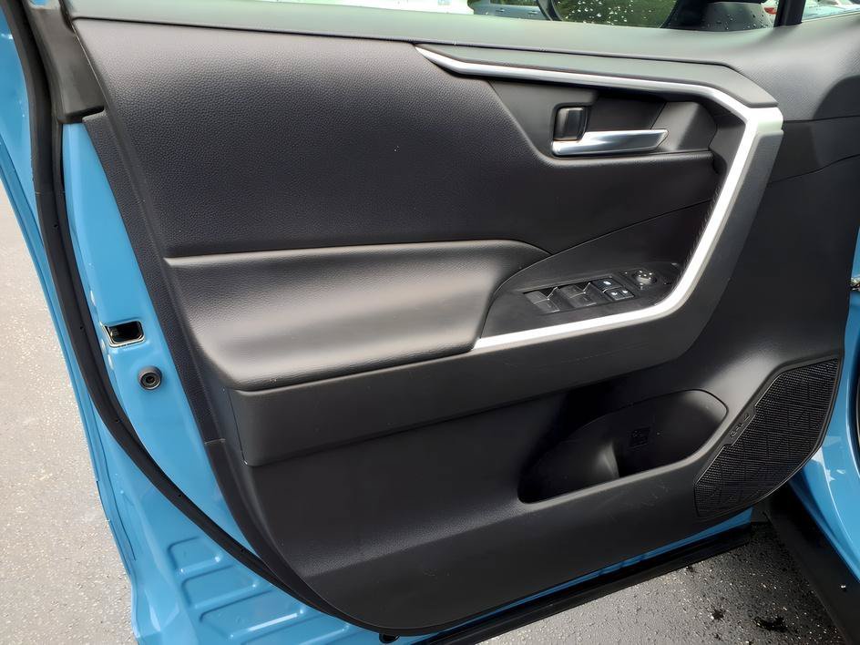 Used 2022 Cavalry Blue Toyota Hybrid SE image 18