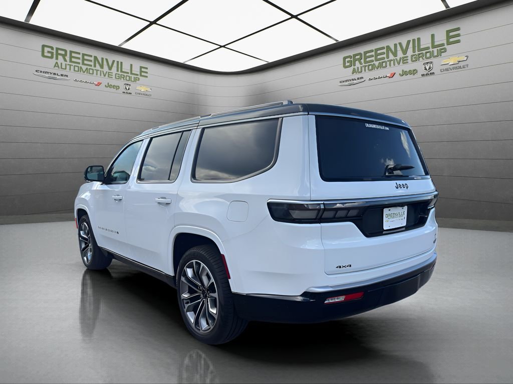 New 2026 Bright White Clear-Coat Exterior Paint Jeep Summit Premium 4x4 image 3