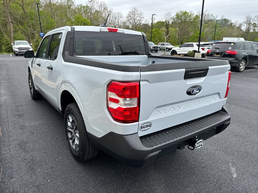 New 2026 Space White Metallic Ford XLT image 16