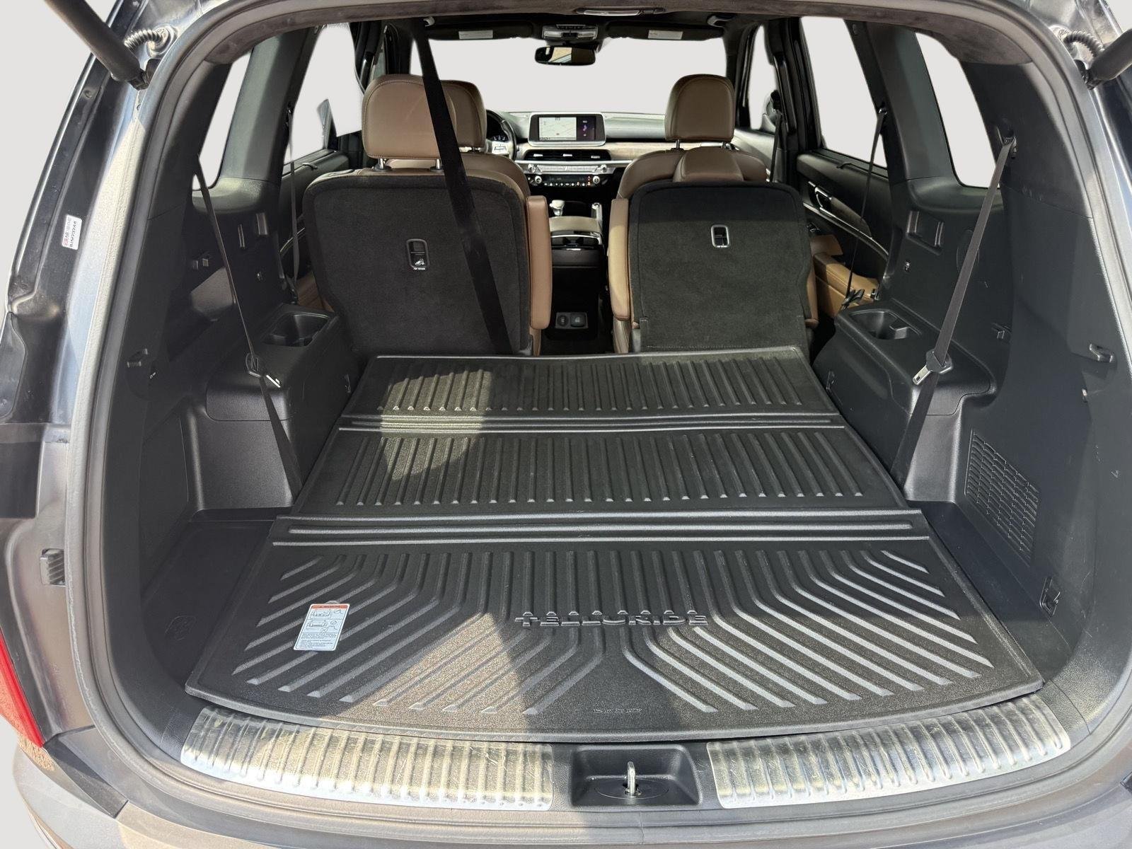 Used 2022 Ebony Black Kia SX image 29