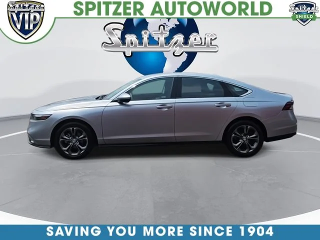 Used 2023 Silver Honda EX image 6