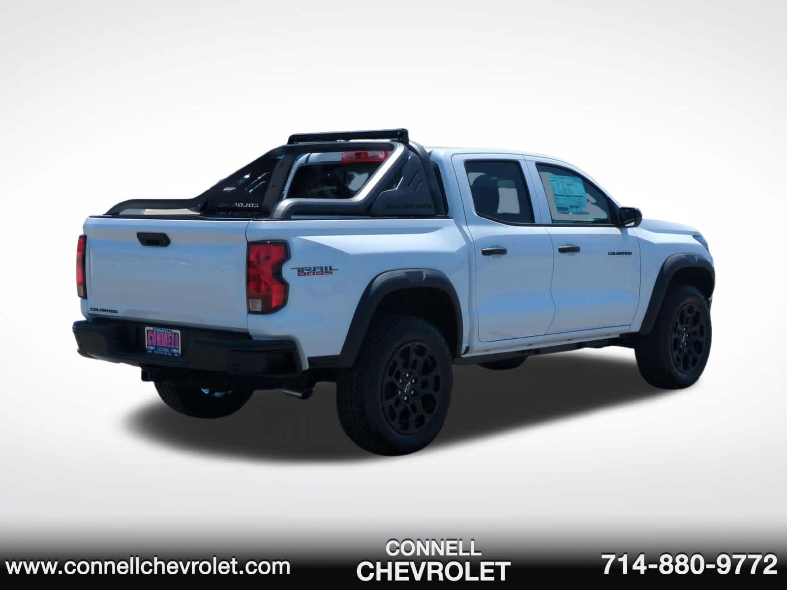 New 2026 Summit White Chevrolet Trail Boss image 5