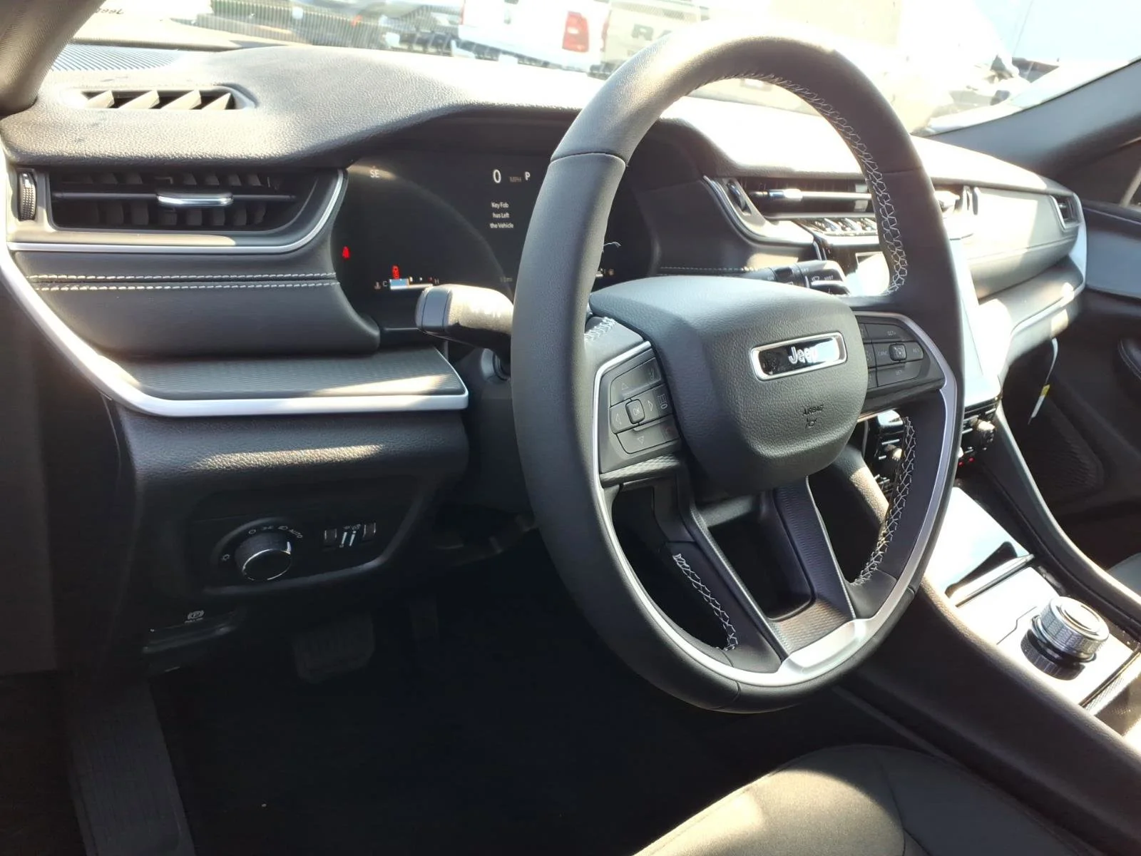 New 2026 Diamond Black Crystal Pearlcoat Jeep Laredo X image 6