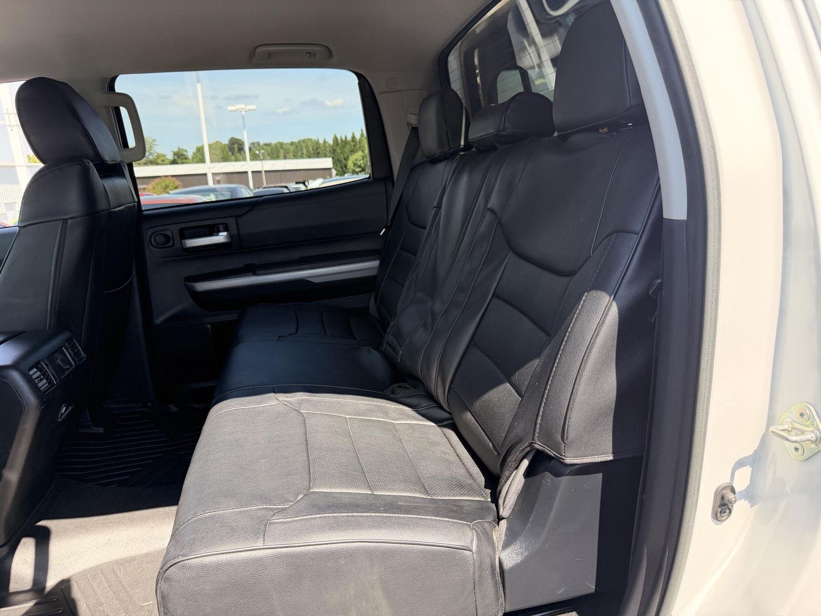 Used 2019 Super White Toyota SR5 image 20