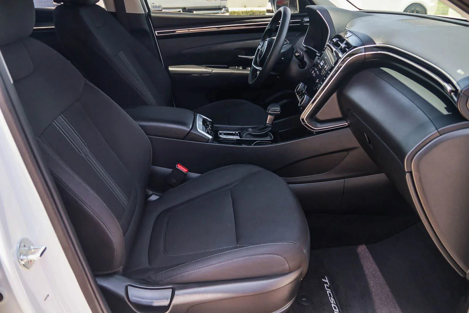 Used 2023 Serenity White Pearl Hyundai SEL image 16