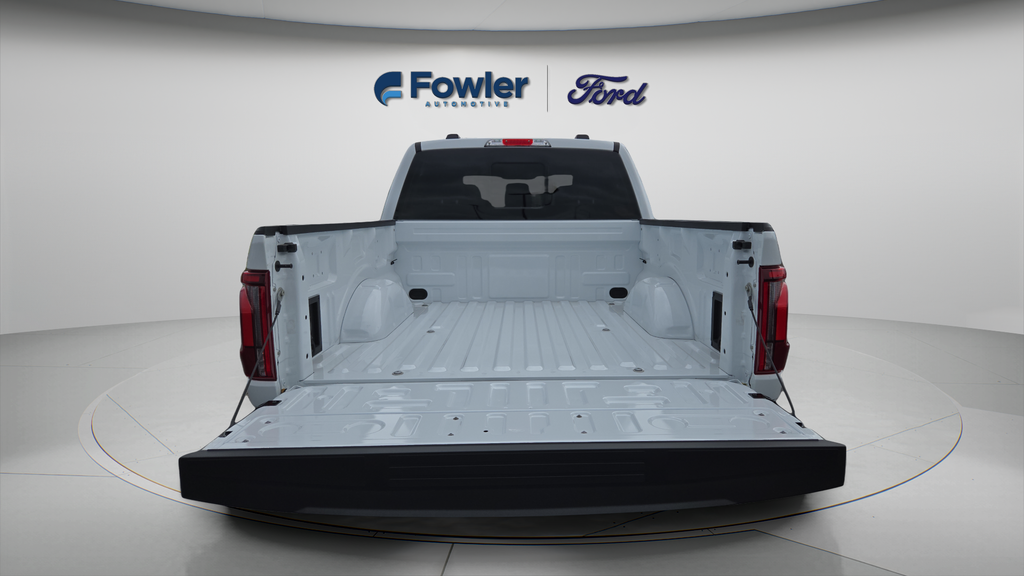New 2026 Oxford White Ford Lariat® image 28