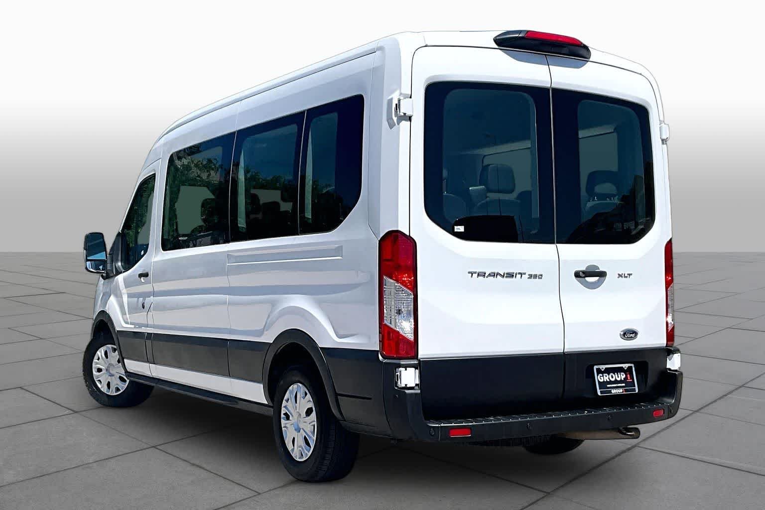 Used 2023 Oxford White Ford XLT image 12