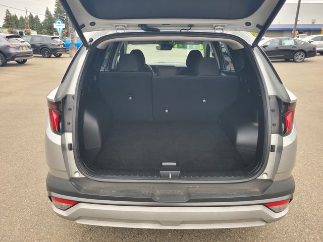 Used 2025 Silver Hyundai SEL image 11