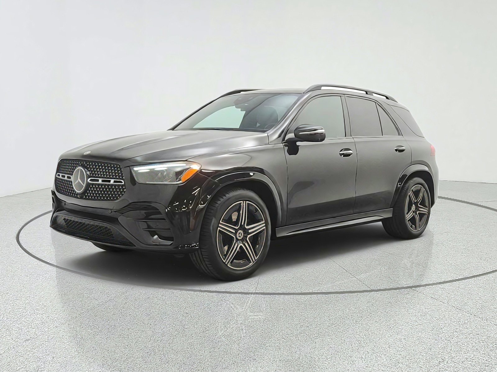Certified Used 2024 Obsidian Black Metallic Mercedes-Benz GLE 580 4MATIC® SUV image 1